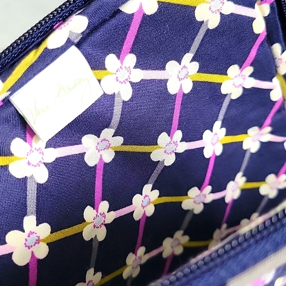 VERA BRADLEY blue/purple floral tablet/document sleeve - Picture 3 of 8